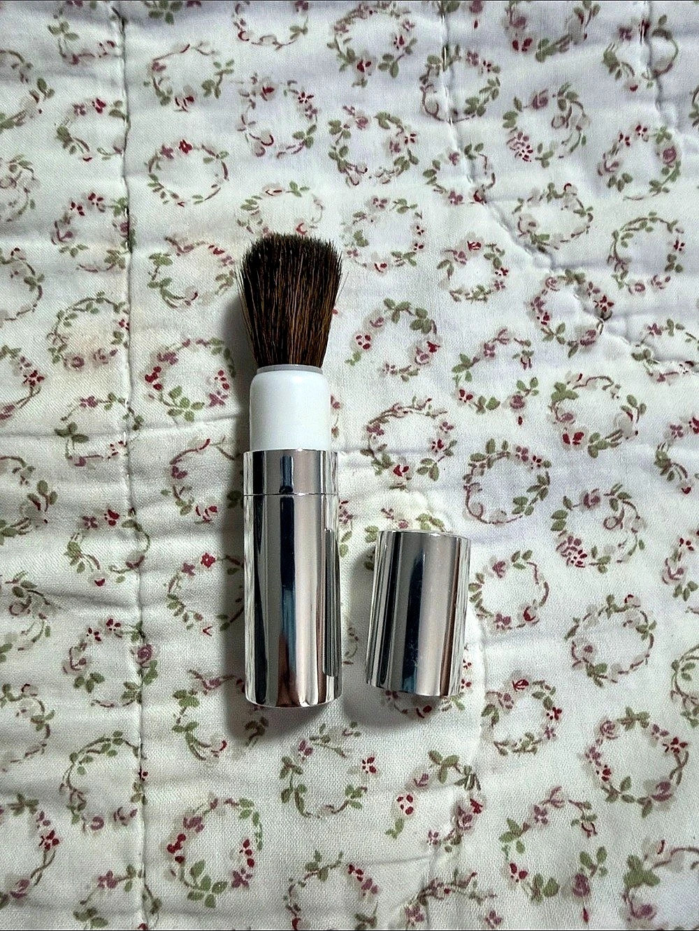 Makeup Brush with Cap